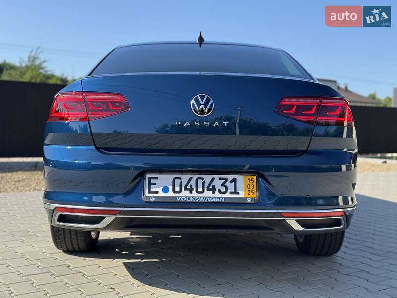 Седан Volkswagen Passat 2020 в Стрию