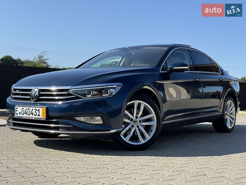 Седан Volkswagen Passat 2020 в Стрию