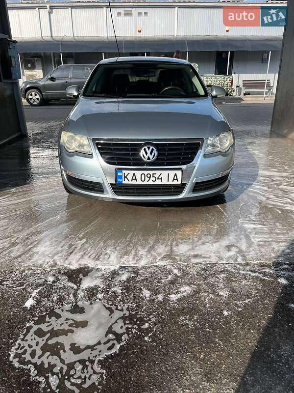 Седан Volkswagen Passat 2006 в Києві фото 15 Седан Volkswagen Passat 2006 в Києві