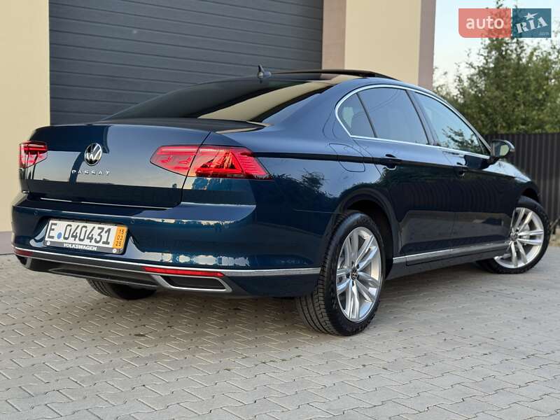Седан Volkswagen Passat 2020 в Стрию