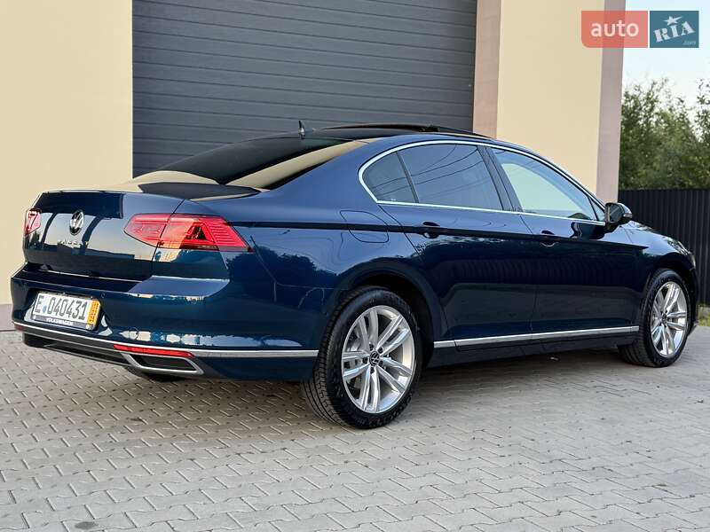 Седан Volkswagen Passat 2020 в Стрию