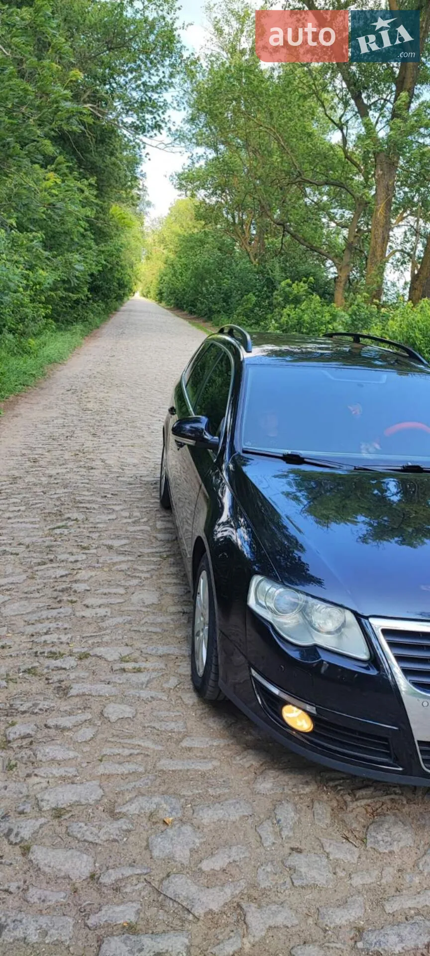 2010 Volkswagen Passat - мініатюра 2