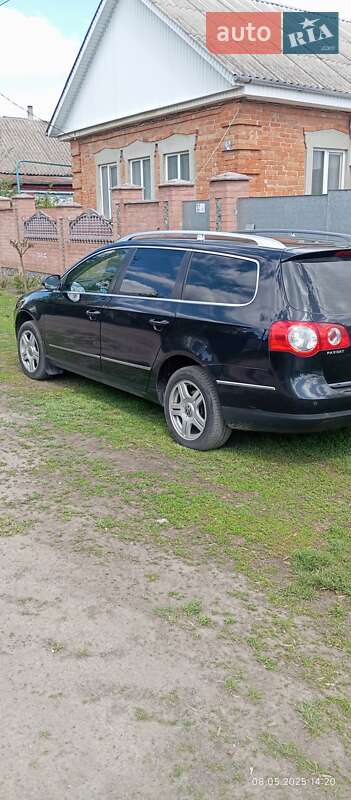 Універсал Volkswagen Passat 2010 в Сумах
