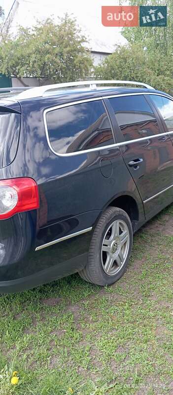 Універсал Volkswagen Passat 2010 в Сумах