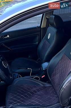 Седан Volkswagen Passat 2003 в 