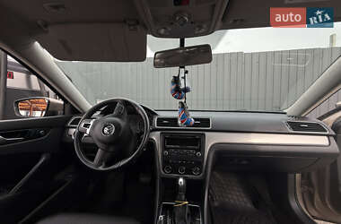 Седан Volkswagen Passat 2015 в 