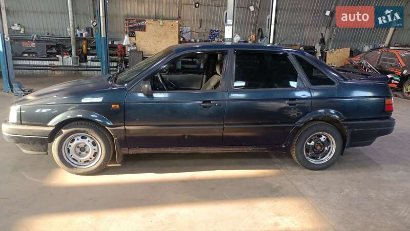 Volkswagen Passat 1990