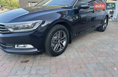 Универсал Volkswagen Passat 2017 в Снятине