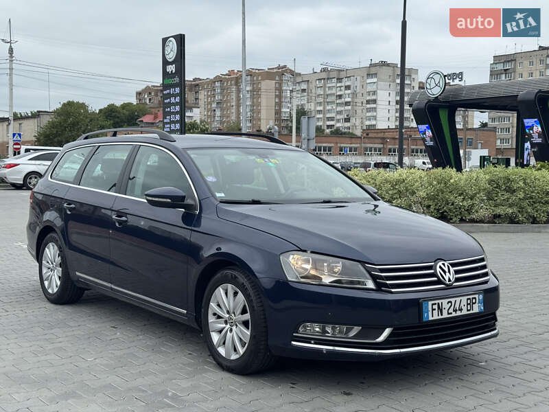 Volkswagen Passat 2011