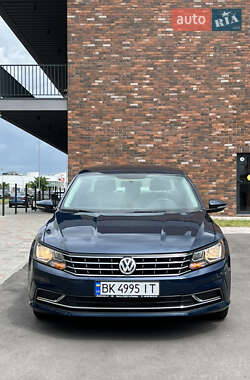 Седан Volkswagen Passat 2018 в 
