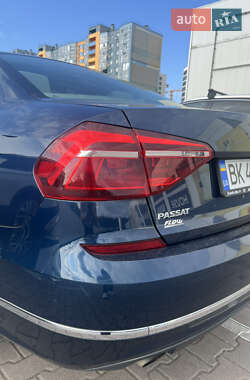Седан Volkswagen Passat 2018 в 