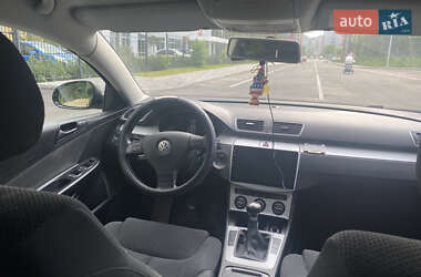 Универсал Volkswagen Passat 2009 в 