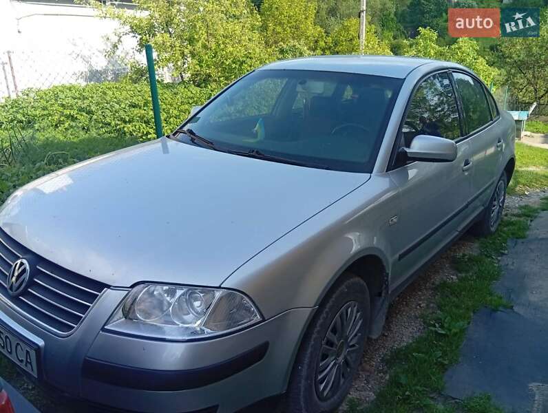 Седан Volkswagen Passat 2003 в Збаражі