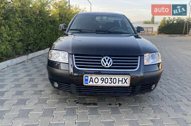 Седан Volkswagen Passat 2004 в Іршаві