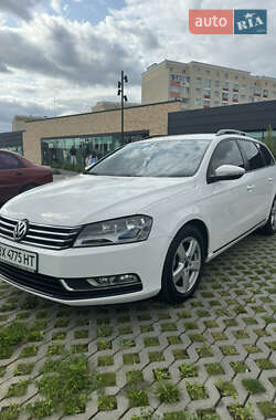 Универсал Volkswagen Passat 2014 в Хмельницком