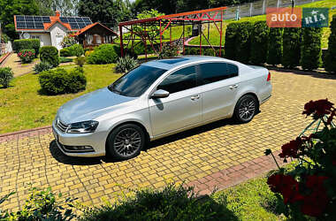 Седан Volkswagen Passat 2011 в 