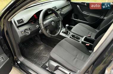 Седан Volkswagen Passat 2006 в 
