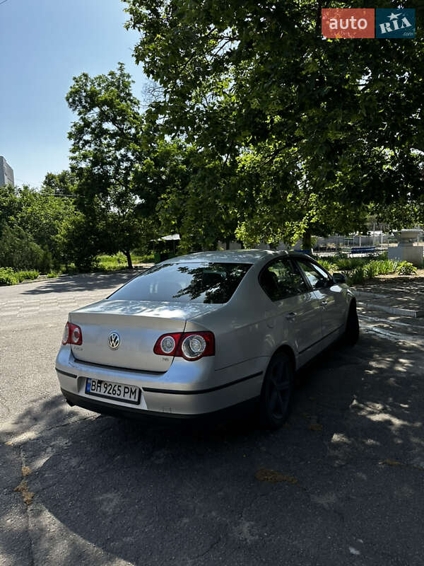 Volkswagen Passat 2005