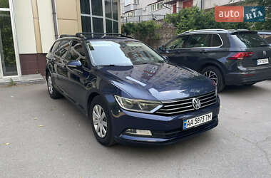 Универсал Volkswagen Passat 2015 в Умани