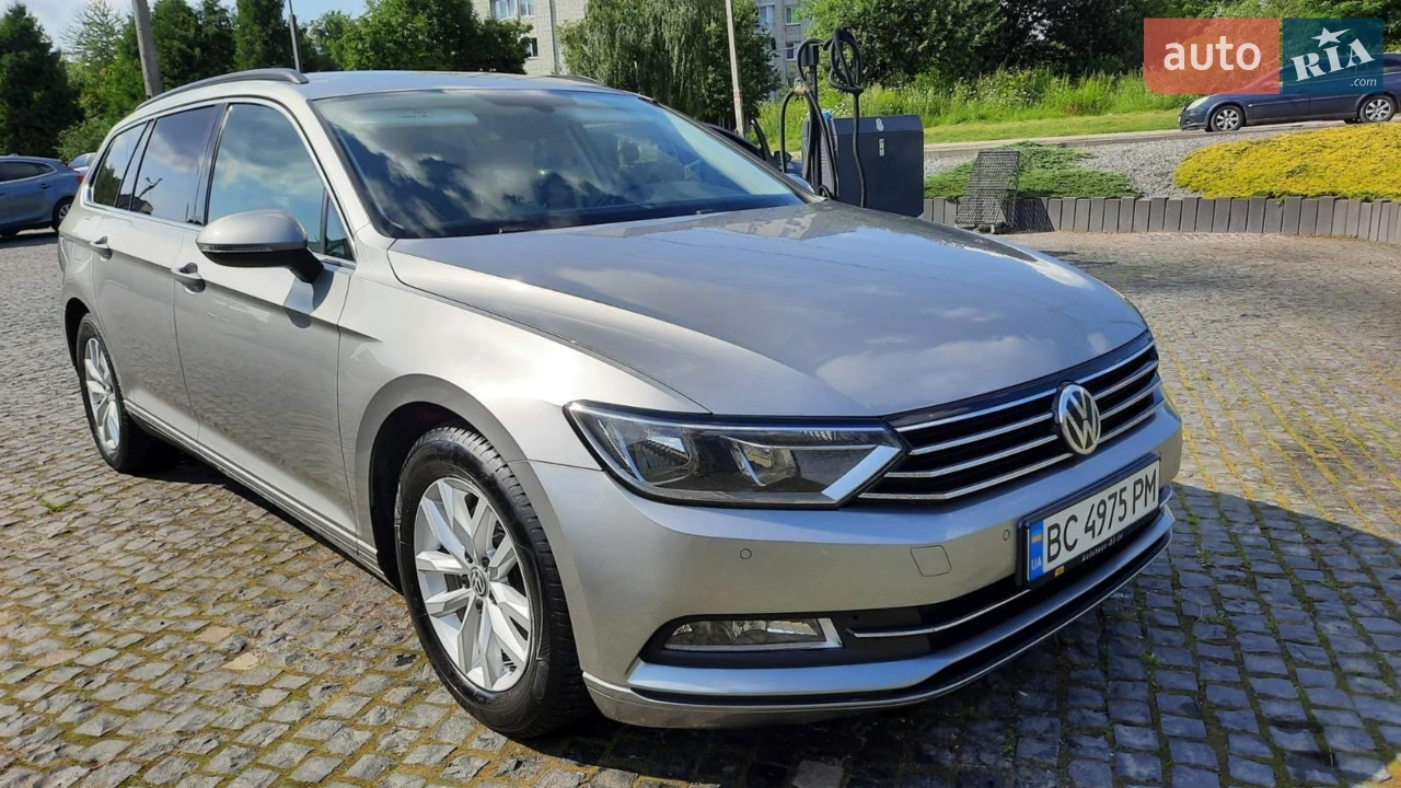 2016 Volkswagen Passat - мініатюра 18