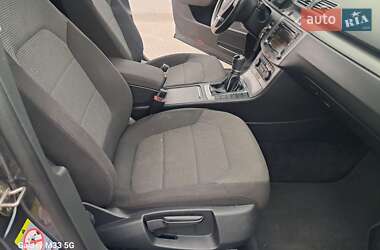Универсал Volkswagen Passat 2011 в 