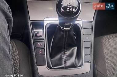 Универсал Volkswagen Passat 2011 в 