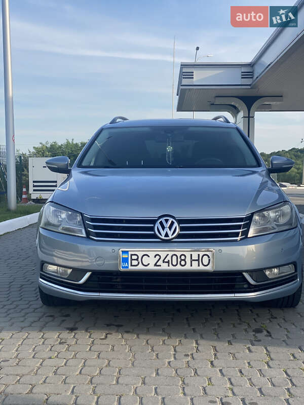 Volkswagen Passat 2011