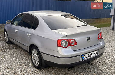 Седан Volkswagen Passat 2008 в Самборі