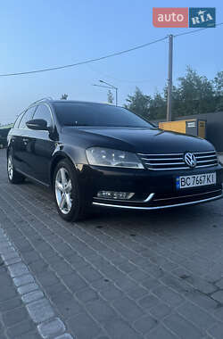 Универсал Volkswagen Passat 2011 в Шептицькому