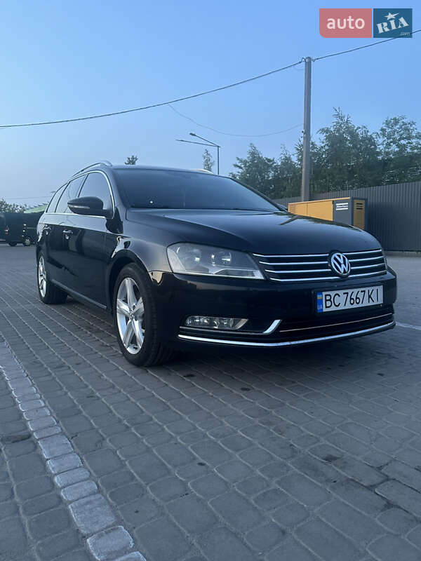 Volkswagen Passat 2011