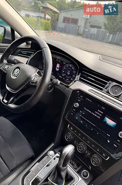Седан Volkswagen Passat 2018 в 