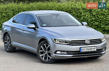 Седан Volkswagen Passat 2018 в 