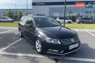 Универсал Volkswagen Passat 2012 в 