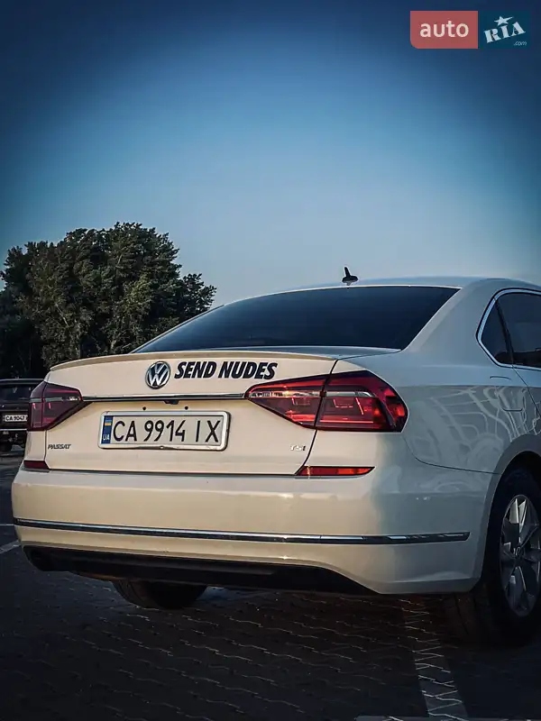 Volkswagen Passat