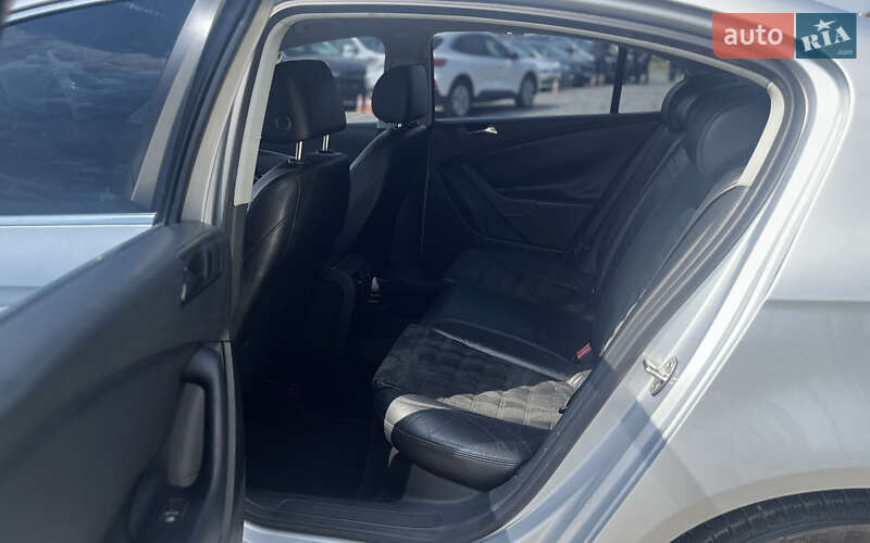 Седан Volkswagen Passat 2005 в Мукачево