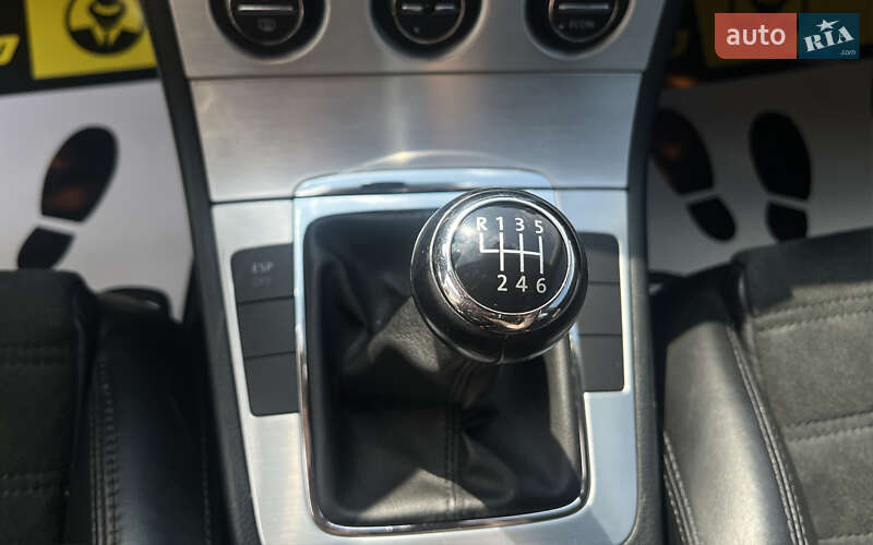 Седан Volkswagen Passat 2005 в Мукачево