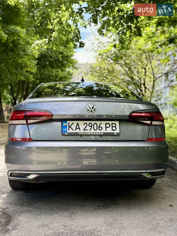 Седан Volkswagen Passat 2019 в Киеве фото 4 Седан Volkswagen Passat 2019 в Киеве