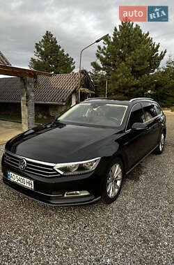 Універсал Volkswagen Passat 2015 в Ужгороді