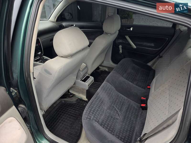 Седан Volkswagen Passat 1998 в Тернополе