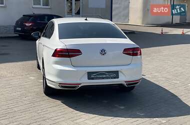 Седан Volkswagen Passat 2018 в 