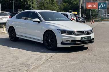 Седан Volkswagen Passat 2018 в 