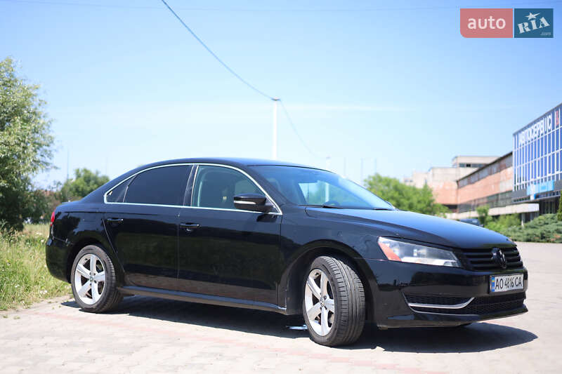 Седан Volkswagen Passat 2014 в Ужгороде
