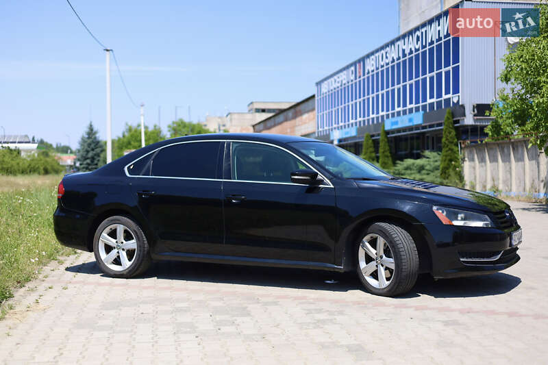 Седан Volkswagen Passat 2014 в Ужгороде