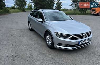 Универсал Volkswagen Passat 2016 в Львове