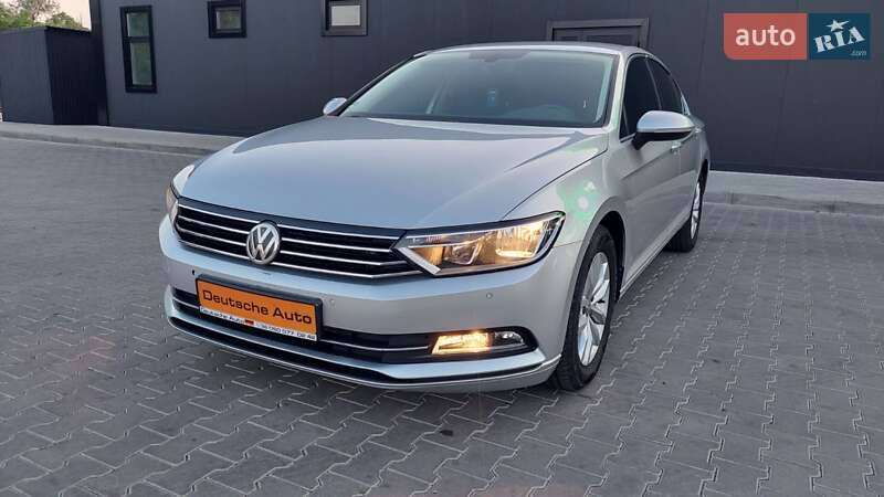 Седан Volkswagen Passat 2016 в Одесі