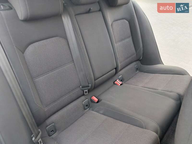 Седан Volkswagen Passat 2016 в Одесі