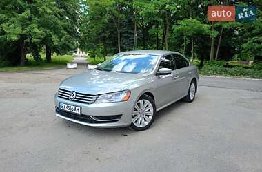Седан Volkswagen Passat 2012 в Шепетовке