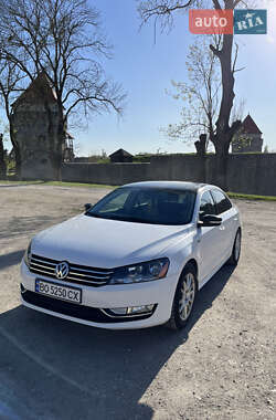 Седан Volkswagen Passat 2015 в Тернополі