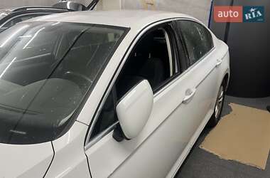 Седан Volkswagen Passat 2016 в 