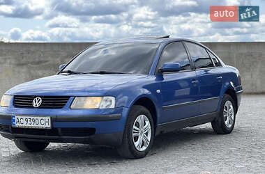 Седан Volkswagen Passat 1997 в Кременці